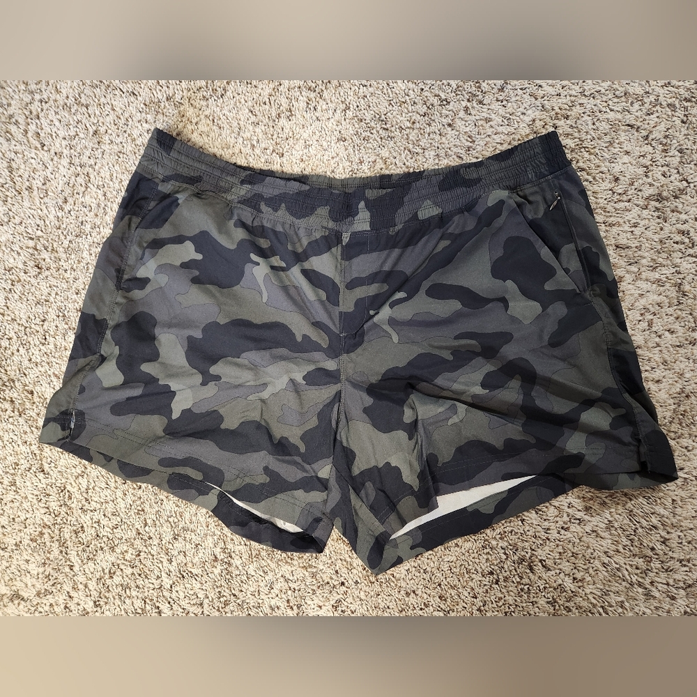 Old Navy Women's Camo Athletic Shorts